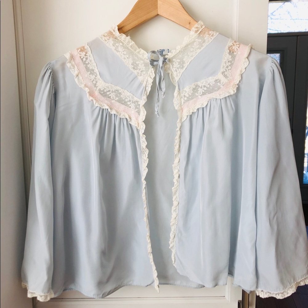 Pretty Vintage Camisole Blouse Chemise